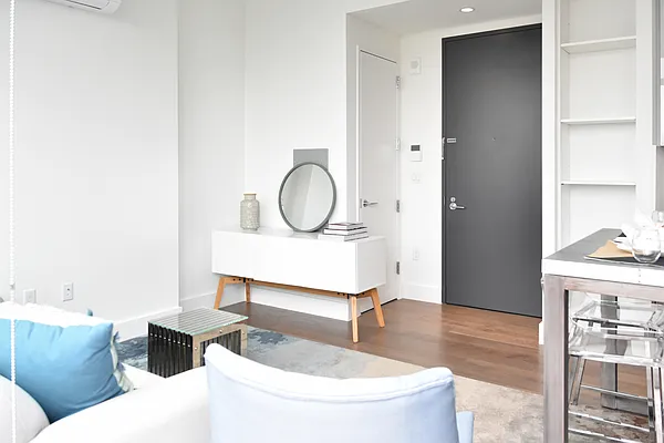 Rented by Modern Spaces | media 21