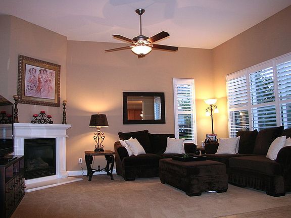 5th image of 713 Westfield Ln