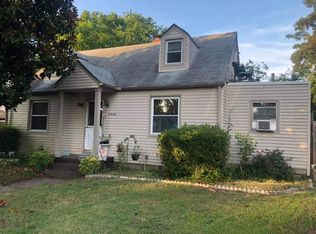 3484 E Bonner Dr, Norfolk, VA 23513