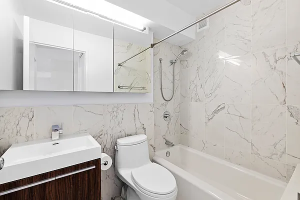 Rented by REAL New York | media 14