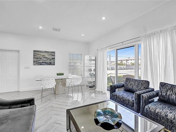3rd image of 3570 NE 3rd Avenue