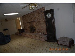 3rd image of 9108 Hollings St