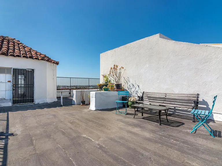 Linda Vista Apartments — Photo 39