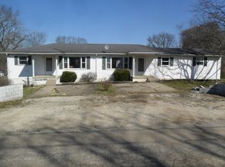 908 Woodward St, Connersville, IN 47331
