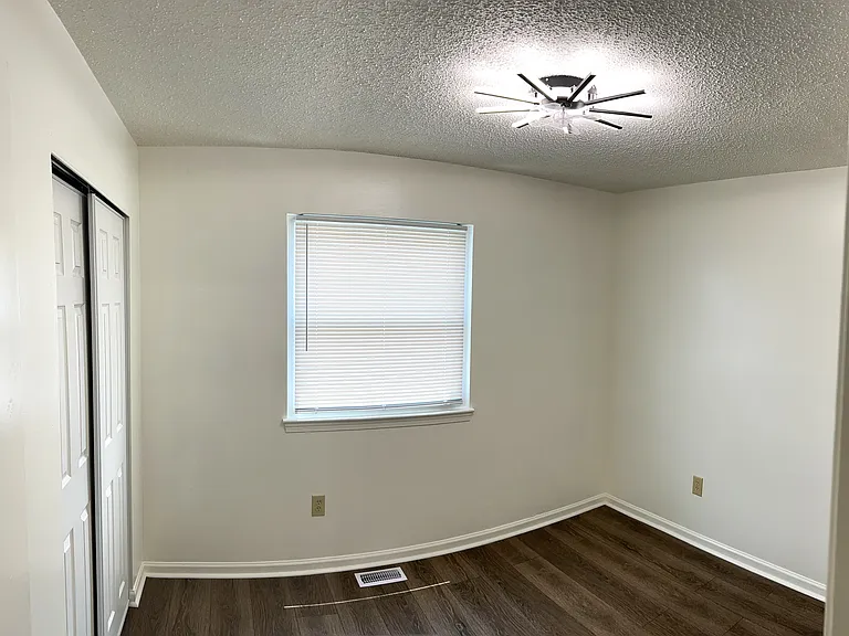 874 Jamestown Landing Rd — Photo 24