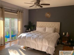61 Franklin School Way, Metuchen, NJ 08840