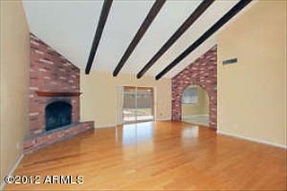 4th image of 1649 E Gable Ave