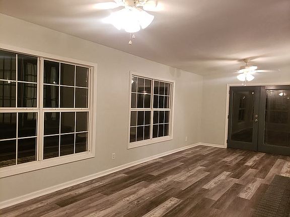 3rd image of 210 Seminole Trl