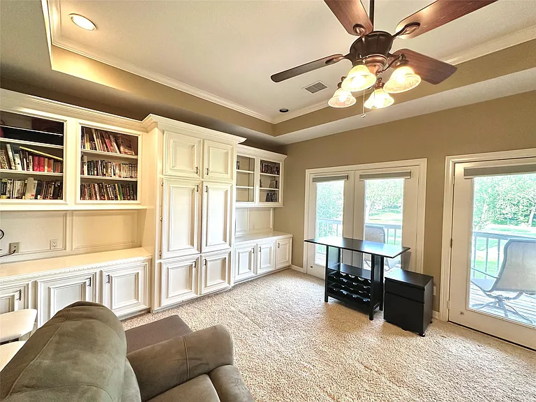 3311 Oakland Dr — Photo 43