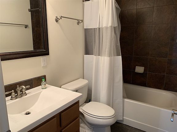 5th image of 1725 Virginia Dr