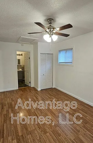 11410 Palmer Ave — Photo 18