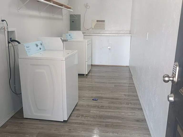 Welcome Home to Comfortable Living at 6111 S Klein Ave! — Photo 25