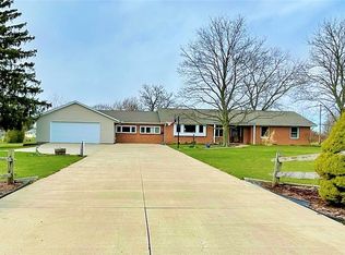 17410 Hallauer Rd, Wellington, OH 44090