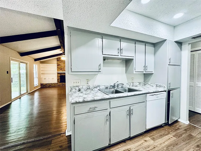 1504 Sagebrush Dr — Photo 10