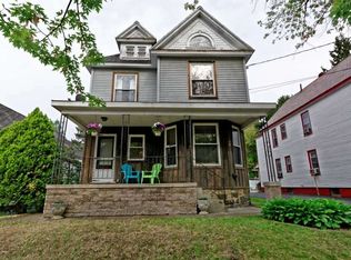 228 12th St, Schenectady, NY 12306
