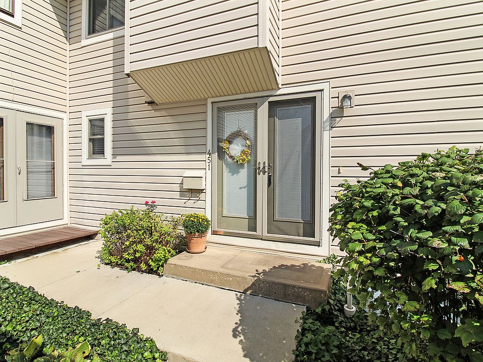 1st image of 451 Verde Dr #451