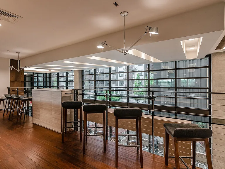 The Shay Apartments — Photo 37