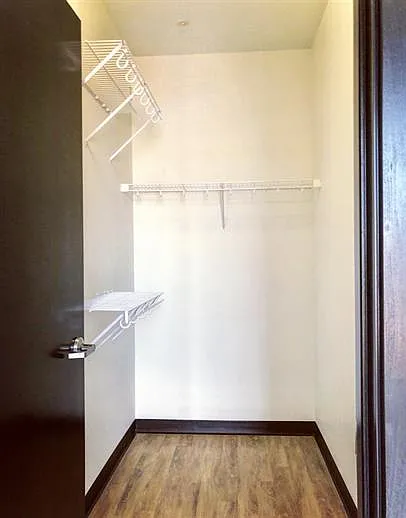 East Terrace Apartments - 203 — Photo 8