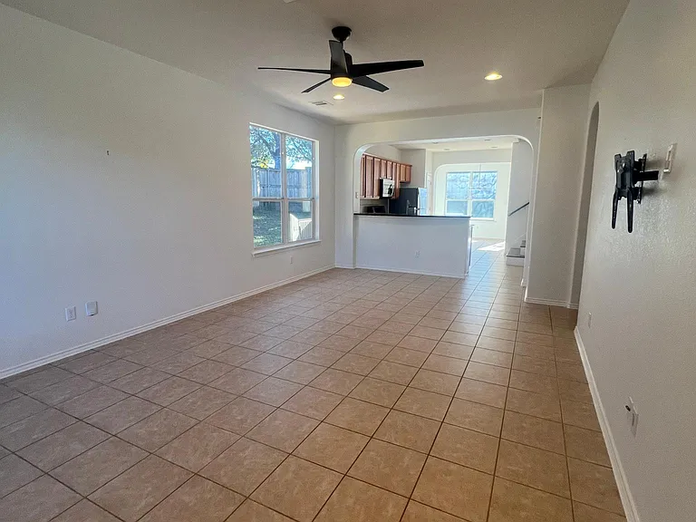 1101 Salem Park Ct — Photo 20