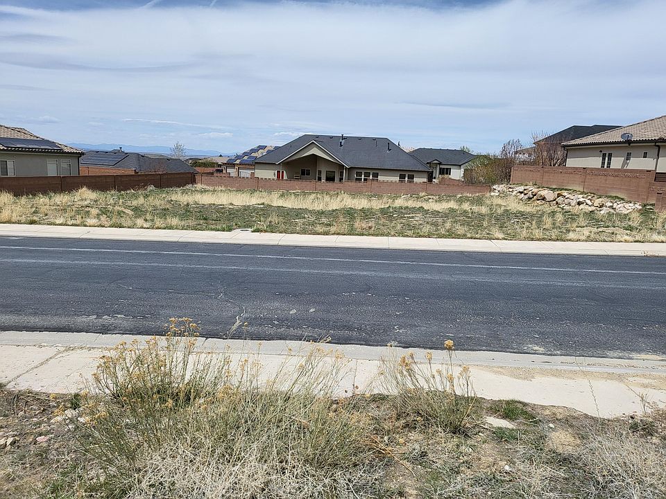 1st image of 1073 E Mill Hollow Way