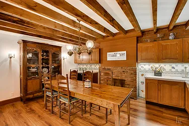Rented by Hecht Group