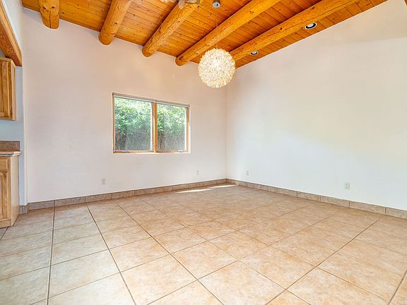 5th image of 3251 Nizhoni Dr