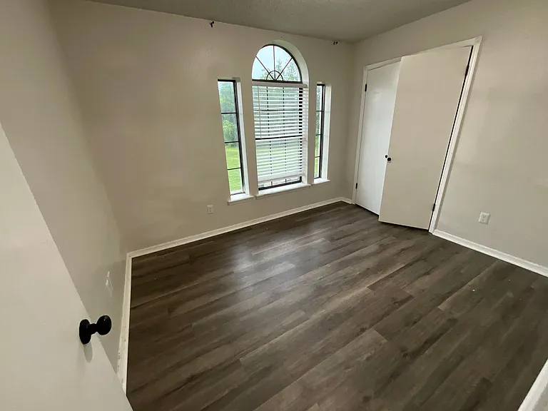 2801 N Hiwassee Rd — Photo 12