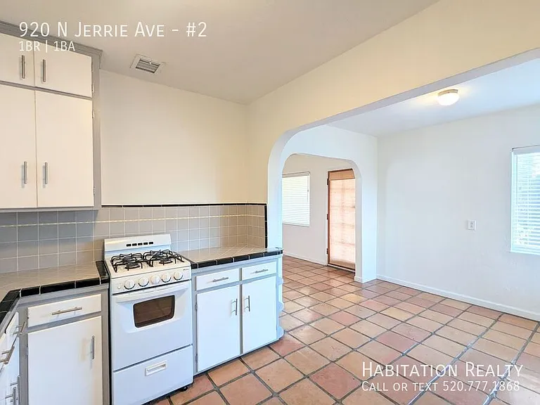 920 N Jerrie Ave #2 — Photo 7