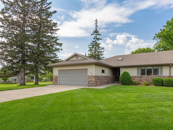 1530 E Rose St, Owatonna, MN 55060