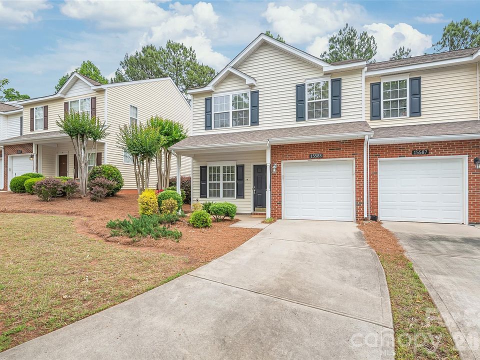 1st image of 15583 Stronvar House Ln