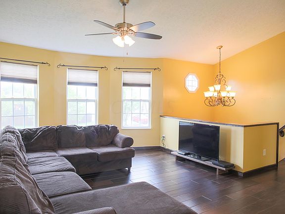3rd image of 215 Wakefield Ave