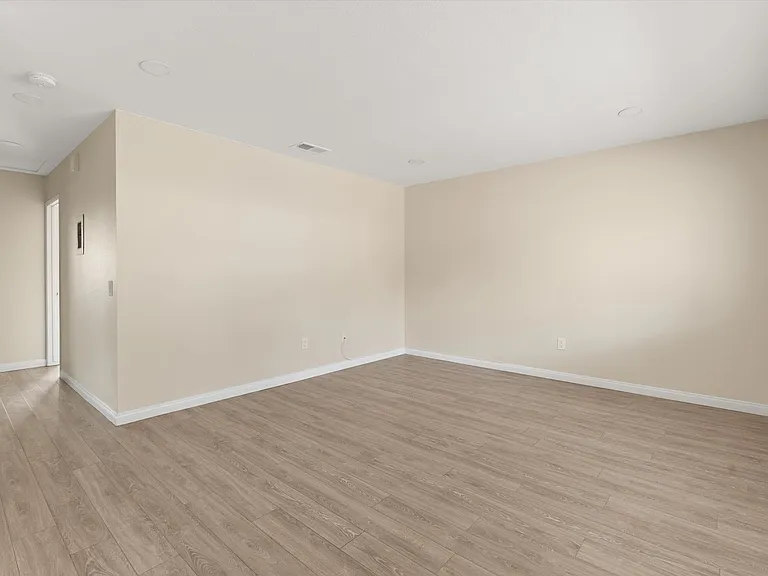 Starlight Ridge Apartments- Yucaipa, CA — Photo 14