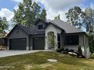 260 Mialaquo Cir #30, Loudon, TN 37774