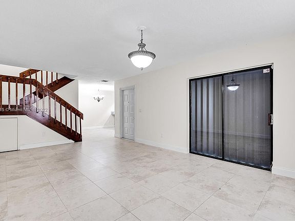 4th image of 13985 SW 94th Circle Ln #1021