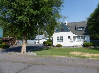 225 S Roanoke Ave, Hines, OR 97738
