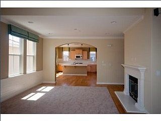 LIVING ROOM (angle 2)