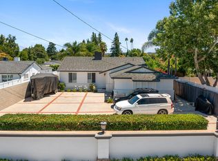 23036 Burbank Blvd, Woodland Hills, CA 91367