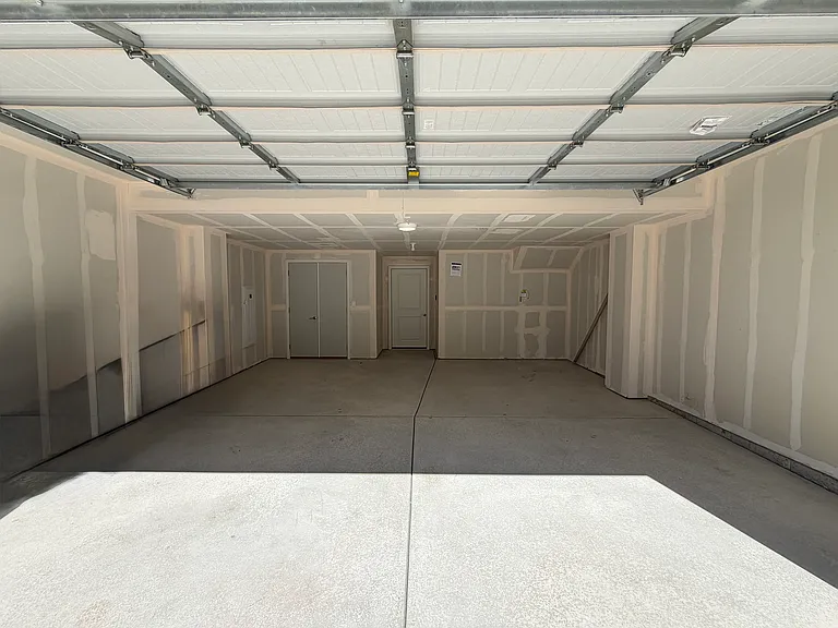 4050 Ascend Grv — Photo 14