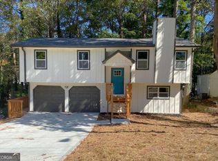 1413 Silver Lake Dr, Norcross, GA 30093