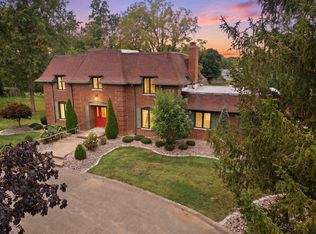 961 S Country Club Dr, Greensburg, IN 47240