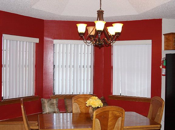 3rd image of 1018 Diana Dr