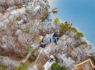 6372 Falcon Ln, Gainesville, GA 30506