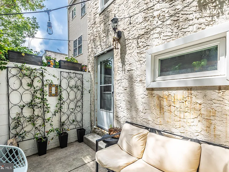 1530 Manton St — Photo 38
