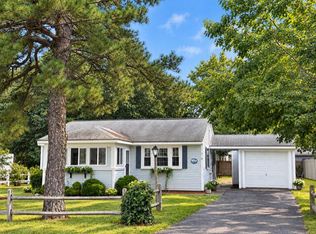 11 Lawrence Rd, Dennis Port, MA 02639