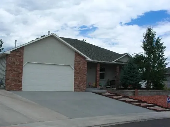 2532 Glen View Dr, Montrose, CO 81401