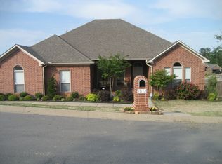 112 Harmony Loop, Maumelle, AR 72113