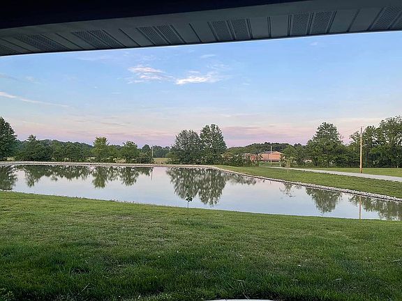 4th image of 23757 N Carpenter Ln