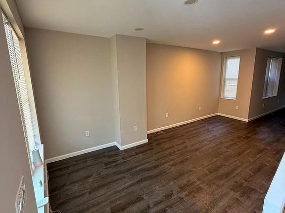 3rd image of 720 S Ithan St