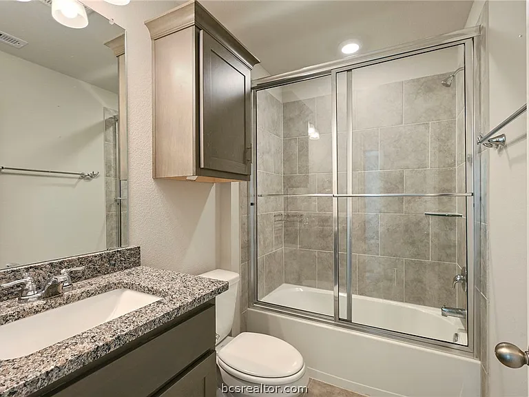 2115 Chief St — Photo 14