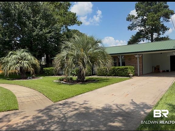 3rd image of 512 Jeraldean Ct